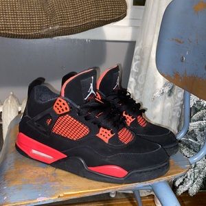Jordan 4 “ Thunder Red “